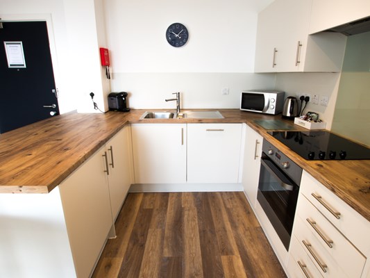 Charles Hope Leicester Studio Apartments 1 And 2 Bedroom Apartment Kitchen.B