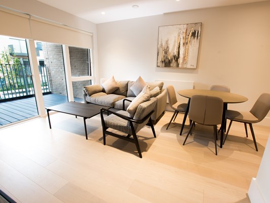 Charles Hope Heathrow North 1 Bedroom Apartment Lounge And Dining Area