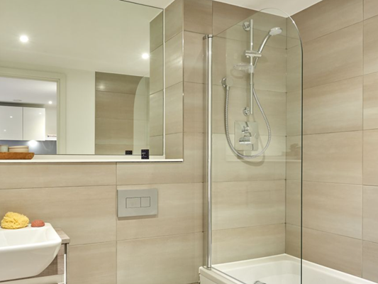 Charles Hope Apartments Birmingham Central Two Bedroom Apartment Bathroom.A