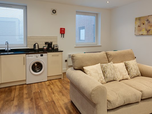 Swindon One Bedroom Shower Only Serviced Apartment Open Plan Kitchen & Living Area