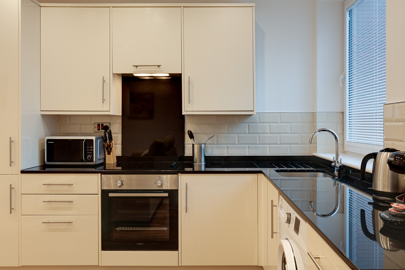 Swindon One Bedroom Shower Only Serviced Apartment Open Plan Kitchen