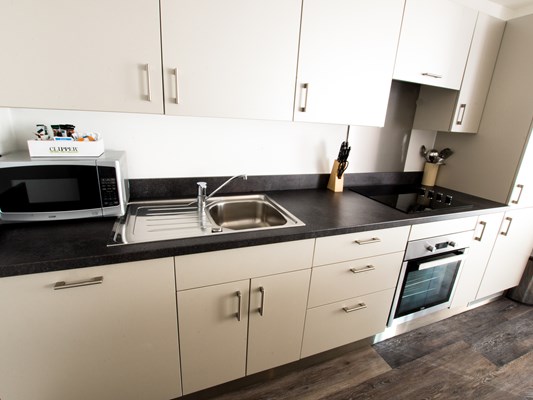 Charles Hope Apartments 2 Bedroom Apartment Kitchen.A(1)