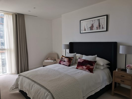 Charles Hope Canary Wharf Bedroom2