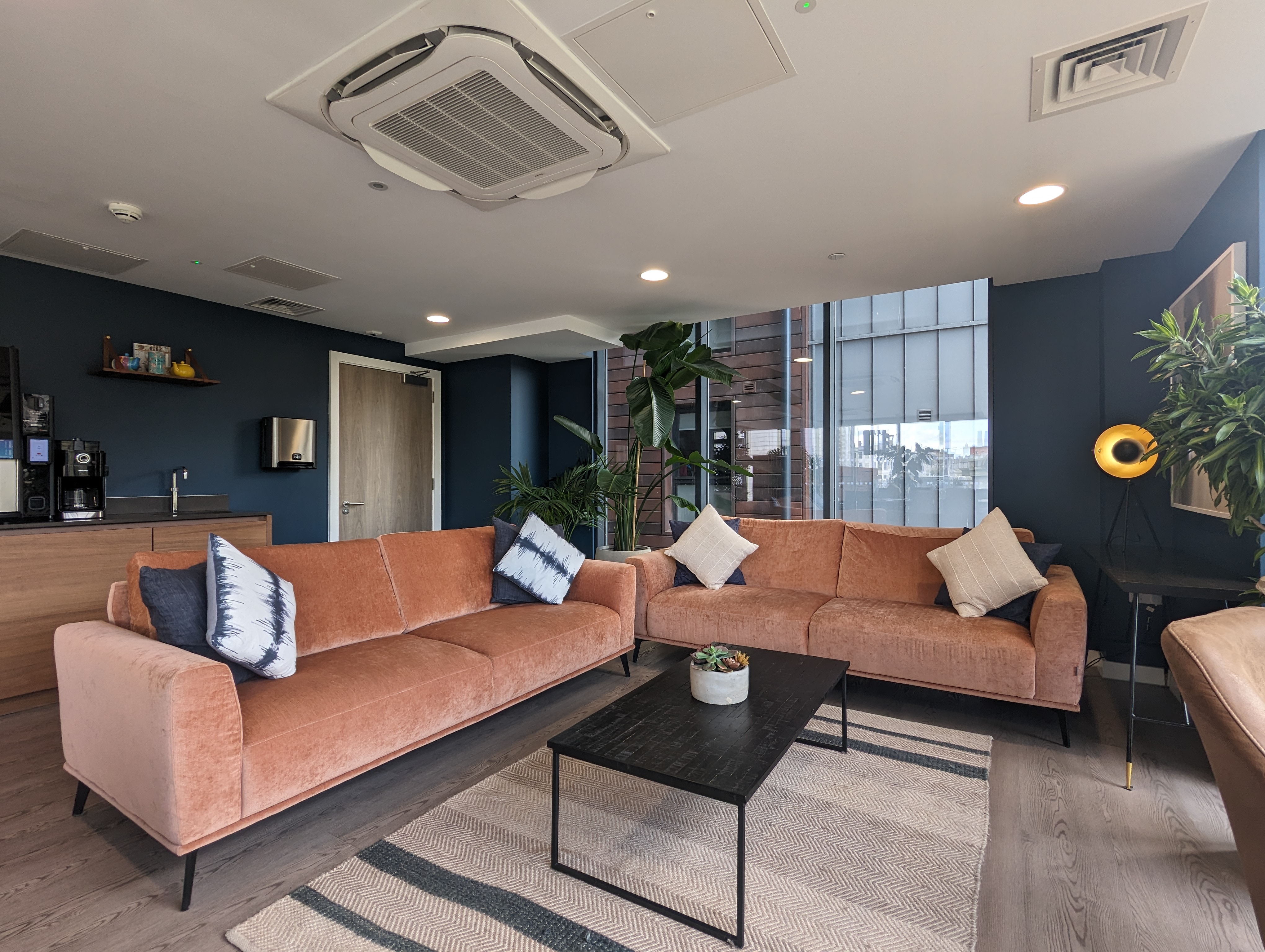 PXL 20230830 105447396