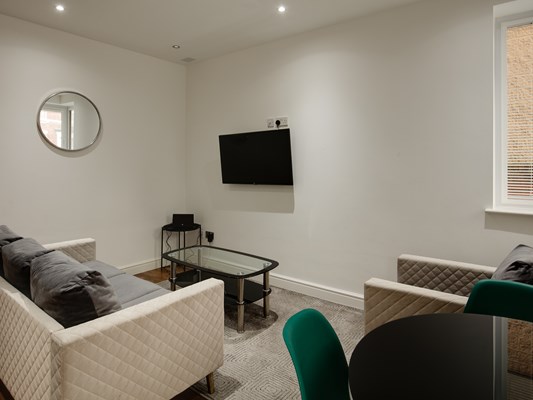 Swindon Two Bedroom Serviced Apartment Lounge Living Area (1)