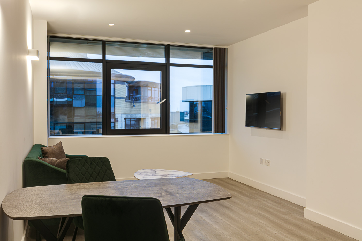 One Bedroom Apartment Brentford