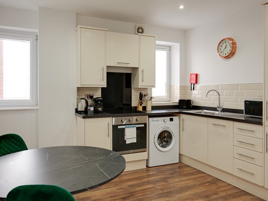 Swindon One Bedroom Executive Serviced Apartment Open Plan Living Kitchen Area
