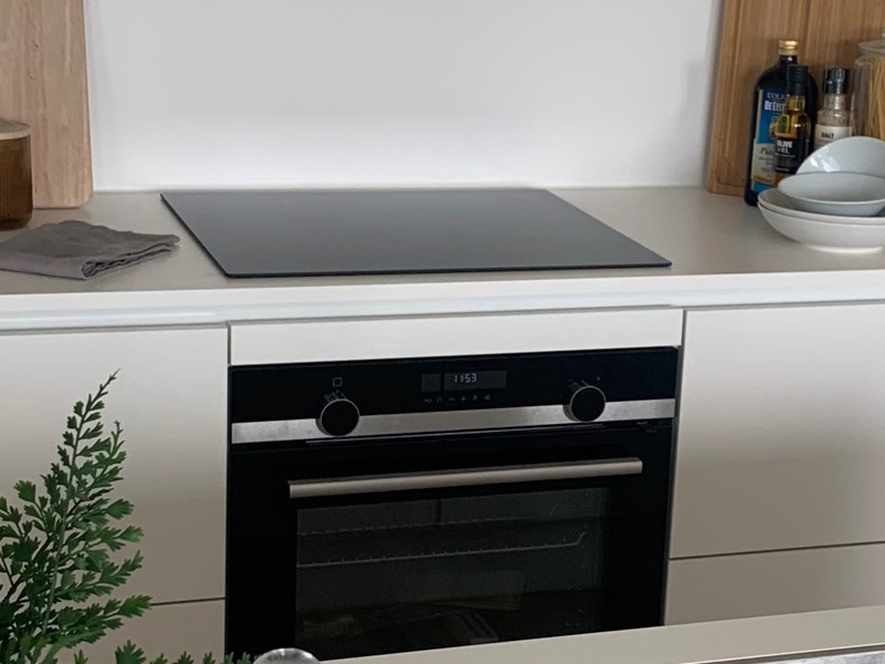 Charles Hope apartments with oven and hobs