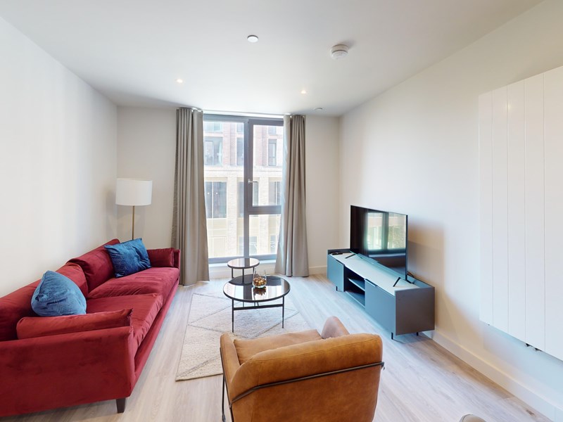 1 Bedroom Bath Living Room