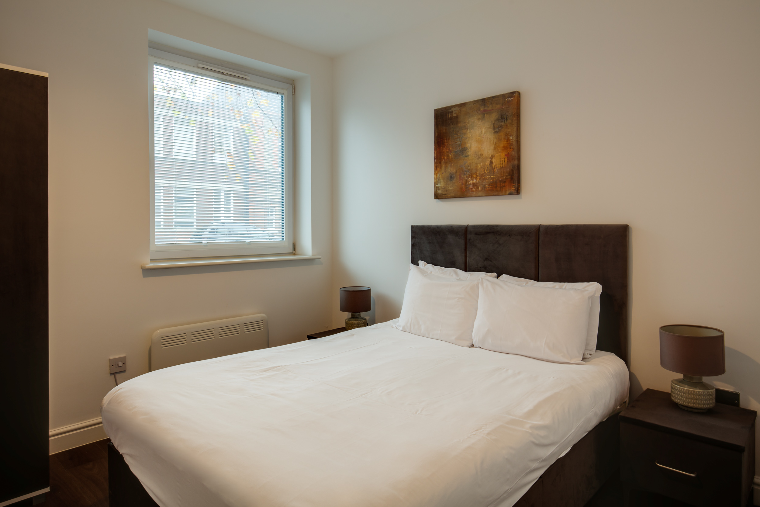 Swindon Two Bedroom Serviced Apartment Bedroom & Cupboard 1