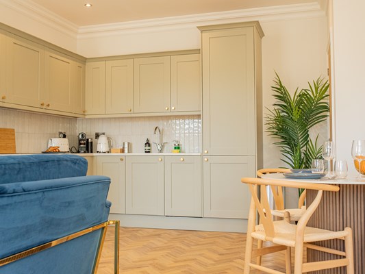 Serviced Apartment Hotel In Salisbury Centre