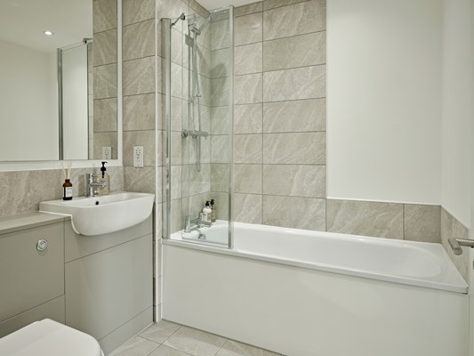 Harles Hope Media City Apartments 2 Bedroom Apartment Bathroom 1